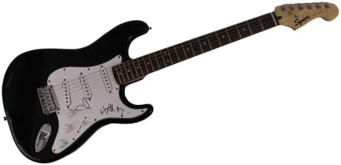 הארי סטיילס החתום על חתימה מלאה בגודל מלא פנדר סטרטוקסטר גיטרה חשמלית עם אימות ג'יימס ספנס JSA אימות -