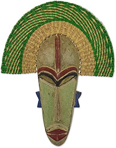 מסכת עץ דקורטיבית של נוביקה, Akuwuezuika רב -צבעוני '