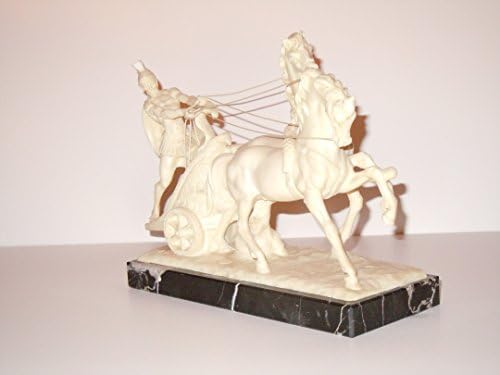 א. סנטיני דמות קלאסית Scultpture - חייל רומאי על מרכבה