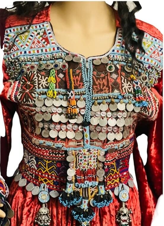 בגדי נשים אפגנים, גנדה אפגני, קוצ'י, 2 חתיכות בורגונדי