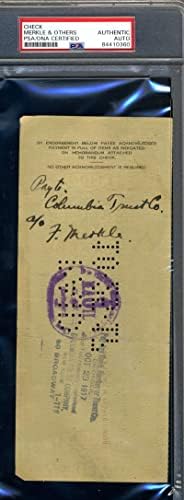 פרד מרקל חתם על צ ' ק שכר של שיקגו קאבס ב-1917 עם חתימה