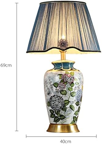 פינת סלון דלואט וילה כמה מנורות שולחן קרמיקה בסגנון אירופי רטרו מיטת חדר שינה בסגנון סיני