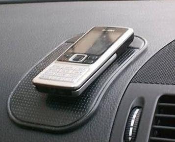 מכונית הר דק תואם ל- LG K92 5G טלפון - מחזיק דביק שאינו החלקה מחצלת אחיזה שחורה