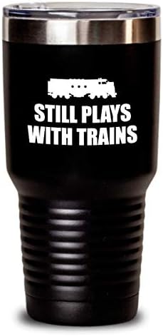 מתנת Railfan - מתנה חובבי הרכבת - כוס - מהנדס רכבת מתווה - עדיין משחק עם רכבות