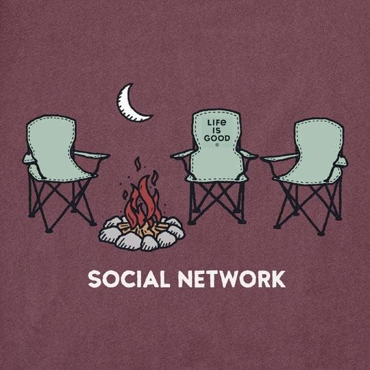 החיים טובים. גברים של רשת חברתית מחנה אס מגרסה טי, מהגוני חום, גדול