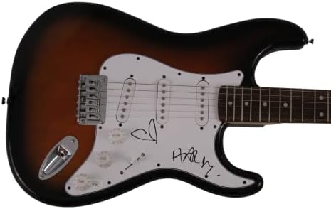 הארי סטיילס החתום על חתימה בגודל מלא פנדר סטטוקסטר גיטרה חשמלית עם אימות ג'יימס ספנס ג'סא - חתיכת וואן לכיוון