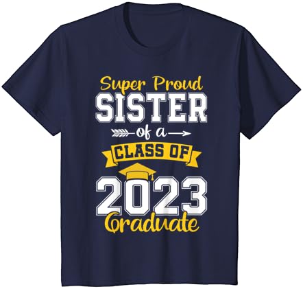אחות גאה של כיתה משנת 2023 חולצת טריקו ללימודים בוגרים בוגרים